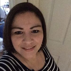 Meet your Posher, Elvira